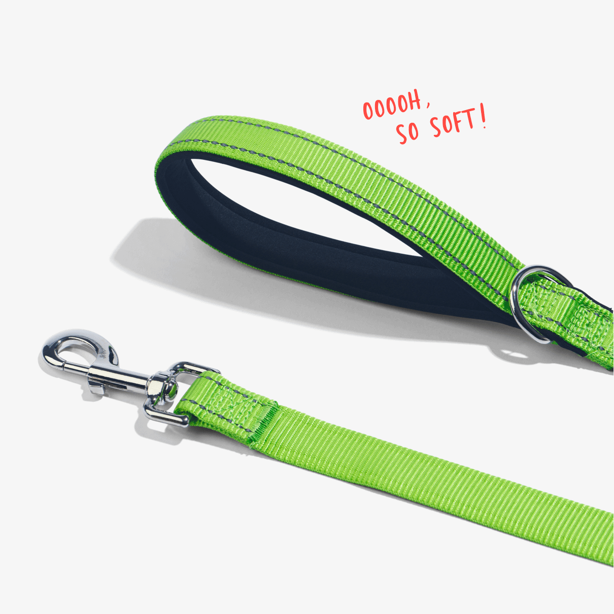 Lime total control dog leash showing padded handle for comfort